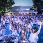 White Dinner Water Show ph Press