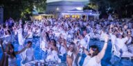 White Dinner Water Show ph Press